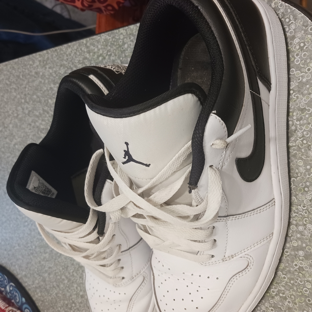 Nike White and Black Athletic Shoes